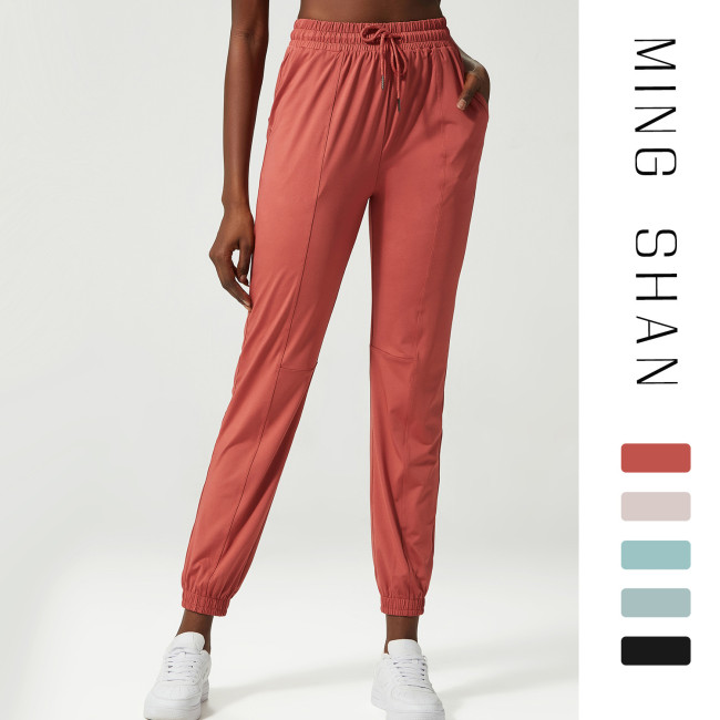 Loose fitting sports pants, elastic yoga pants, quick drying fitness pants