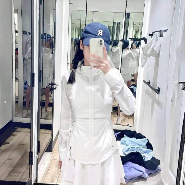 Summer thin women's slim fit outdoor jacket hooded ice silk long sleeved breathable hole UV resistant sunscreen clothing