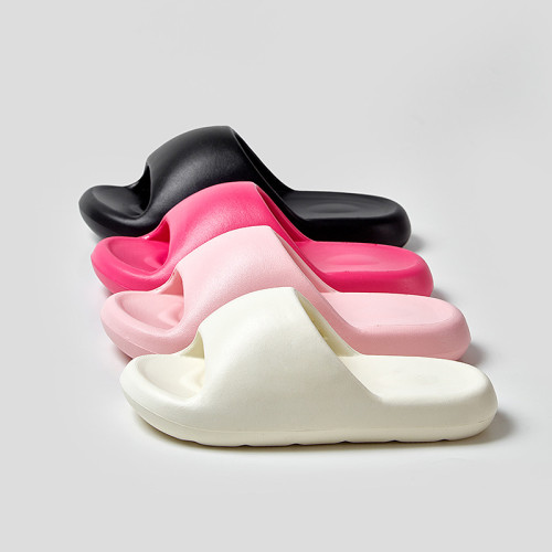 Thick soled home bathroom shower and non slip slippers for household use