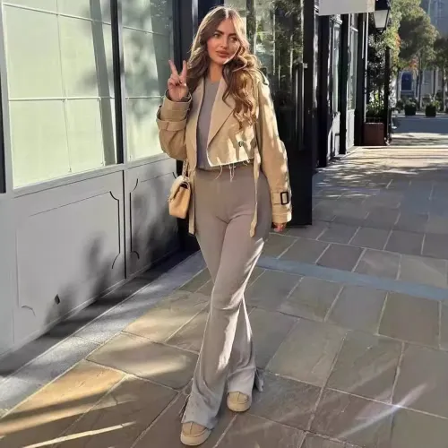 Long sleeved short casual solid color trench coat