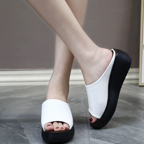 Clearance sale Women Fashion Transparent Film Pointed Toe Sildes High Heels BFS19-27