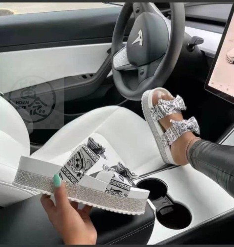 Clearance sale Women Fashion Transparent Film Pointed Toe Sildes High Heels BFS19-27
