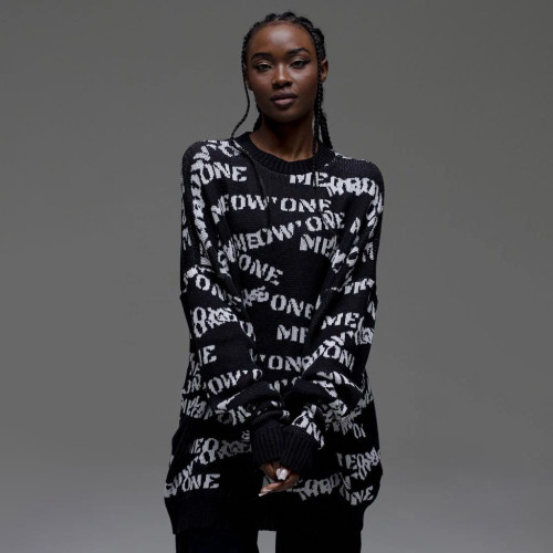 Loose and comfortable round neck pullover long sleeved woolen top