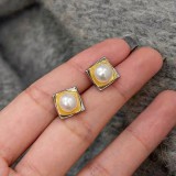 Freshwater Pearl Love Butterfly Zircon Earnail Electroplating S925 Silver Needle