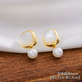 Freshwater Pearl Love Butterfly Zircon Earnail Electroplating S925 Silver Needle