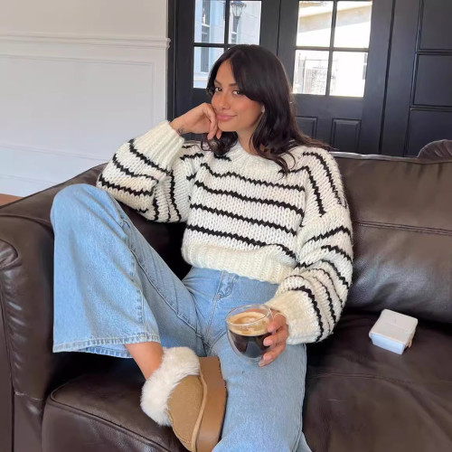Striped sweater knitted sweater round neck long sleeved sweater top