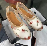 Flat bottomed round toe mesh flower embroidered plus size women's shoes