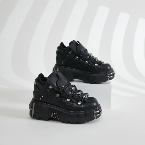 New women's heavy metal thick soled low top punk leather shoes, dark motorcycle boots