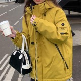 Men's and women's outdoor mountaineering styles, thick cotton jackets, and assault jackets