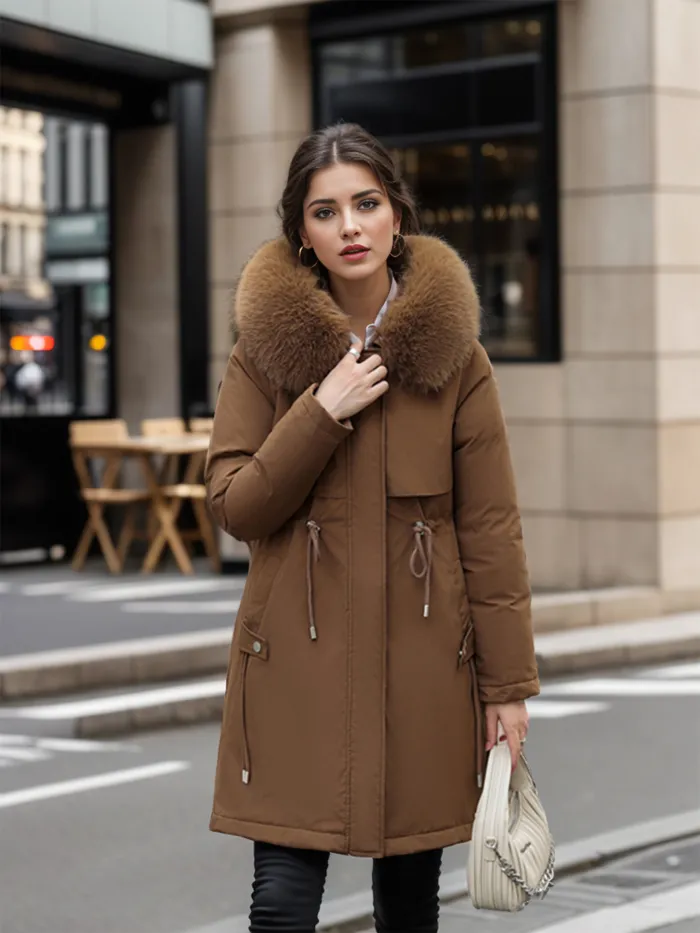 Cotton jacket, medium to long, with a large fur collar and plush lining to overcome the challenge of outerwear
