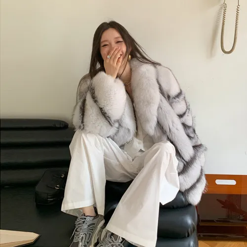 Finland imported whole skin fox fur silver fox contrasting design fur coat for women, medium to long style