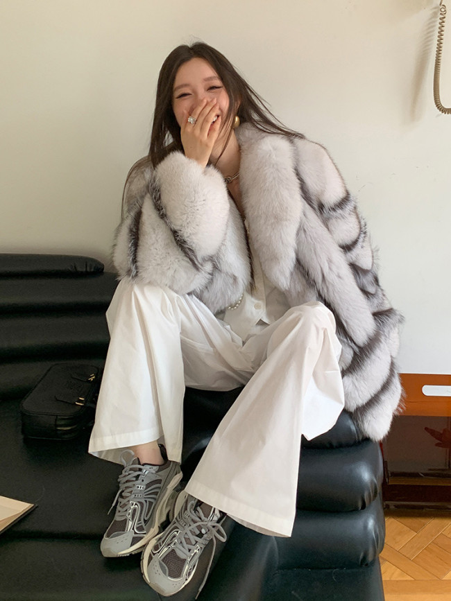 Finland imported whole skin fox fur silver fox contrasting design fur coat for women, medium to long style