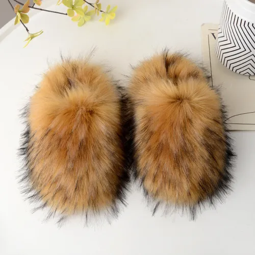 fur slippers for women at home in winter, with plush insulation and anti slip bottom