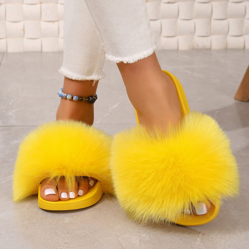Thick soled anti-skid straight slipper made of fur