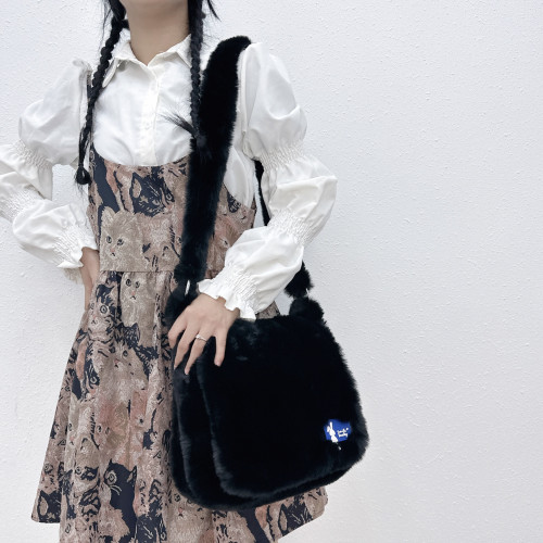 Plush crossbody bag, hand-held commuting candy colored bag