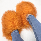 Beach wool slippers with faux fur lining for warmth, snow fur slippers