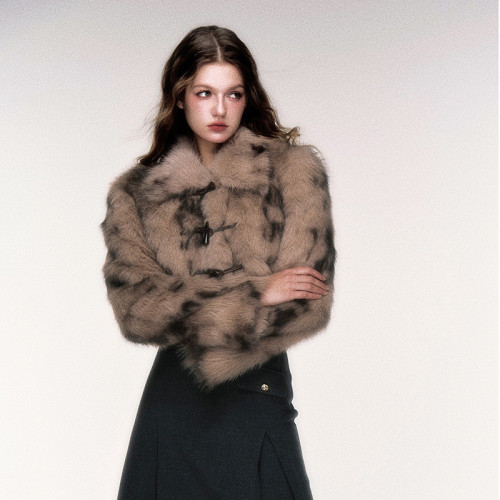 Bull horn buckle short leopard print faux fur jacket