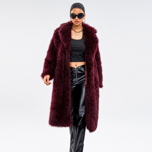 Fur jacket with extended length and fur coat for women
