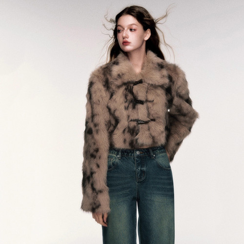 Bull horn buckle short leopard print faux fur jacket