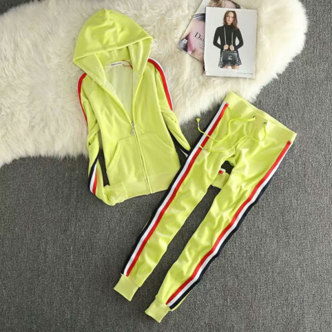 Juicy Lovers Brand 7 Bright Colors Women Sporting Suits Slim Velvet Casual Womens Tracksuits Hooded Collar Sportswear suit