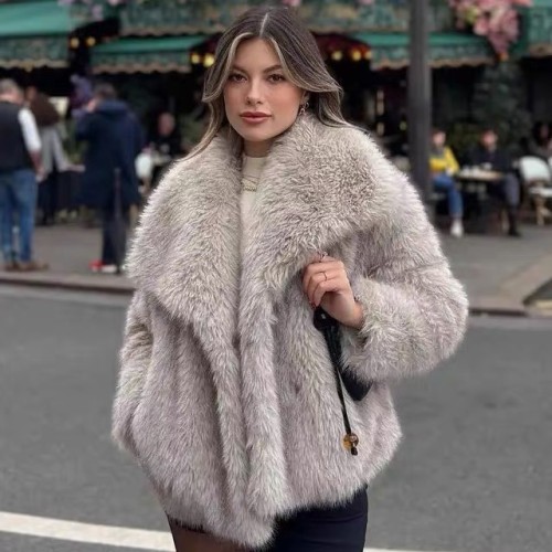 European and American Cross-Border Women's Fashion Autumn Winter New Faux Fur Coat Women's Short Woolen Coat F0865