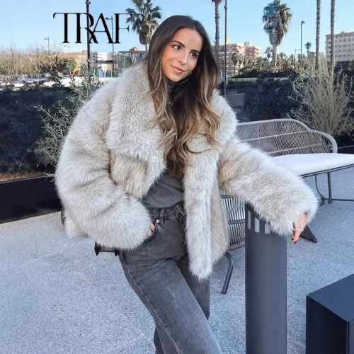 European and American Cross-Border Women's Fashion Autumn Winter New Faux Fur Coat Women's Short Woolen Coat F0865