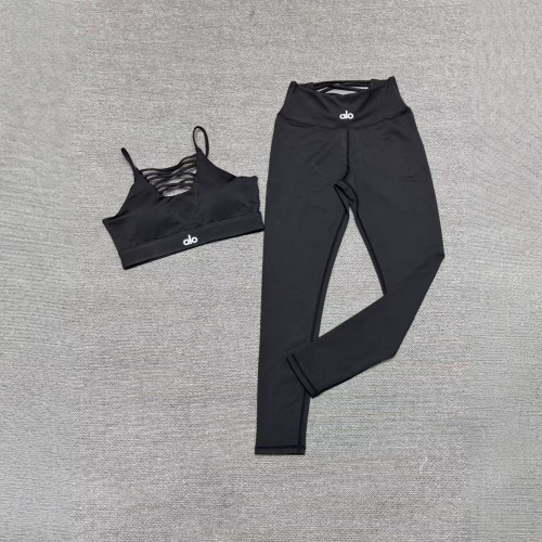 European and American Yoga Set Fashion Sexy Outdoor Running Bare-Skin Fitness Tight Quick-Dry Sportswear Suite