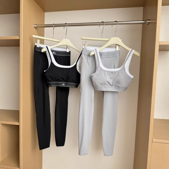 Women's Yoga Outfit: Barely-there Feel, Two-piece Fitness Set, Sports Vest, Yoga Pants, Running Workout Outfit Set