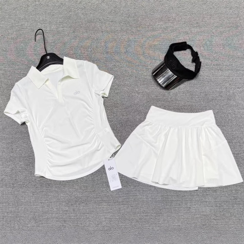 Spring and summer new sports casual fashion set for women, simple POLO shirt top and hip-hugging half skirt two-piece set