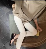 Tight-fitting yoga pants, high-waisted cropped pants, sports fitness pants, skin-friendly, slimming, butt-lifting, suitable for outdoor wear
