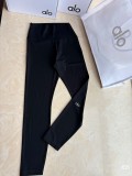 In-stock yoga pants + Kendall short sweatshirt with reflective lettering, high-waisted sports yoga pants with lettering and butt-lifting effect