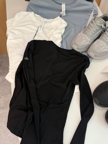Long-sleeved ribbed base shirt T-shirt for women, suitable for spring and autumn, quick-drying, for sports, fitness training, Pilates, and yoga