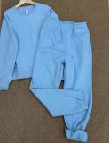 In stock: 2025 Fall/Winter fleece-lined crew neck sweatshirt + fleece-lined drawstring cuffed long pants, warm and versatile