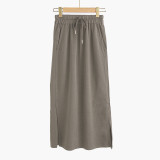 Mixed fabric drawstring slit skirt with elasticity and drape, lightweight and casual, slimming and elegant with a high waist
