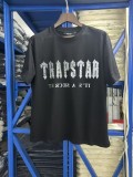 Trendy loose-fitting black short-sleeve T-shirt with printed design