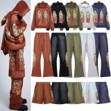 Who Decides War is a European and American trendy brand that offers cross-border vintage-style printed heavy-duty hooded sweatshirt sets