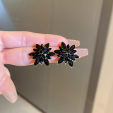 French-style elegant full-diamond floral tassel earrings, light luxury high-end earrings, fashionable and stylish earrings with a unique design