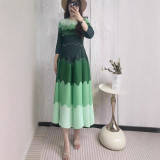 Miyake European and American cross-border pleated plus-size dress, fashionable color-blocking with beading, elegant and loose-fitting, slimming long dress