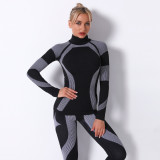 In-stock European and American internet celebrity seamless knit sexy striped quick-dry yoga long-sleeve top for sports, running, and fitness