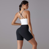 New antibacterial no-underwear yoga set with beautiful back design, cross-color sports bra and fitness shorts for women
