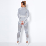 Customized seamless knitted OEM European and American influencer tight-fitting butt-lifting sports fitness yoga set, custom-made according to samples