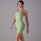 New antibacterial no-underwear yoga set with beautiful back design, cross-color sports bra and fitness shorts for women