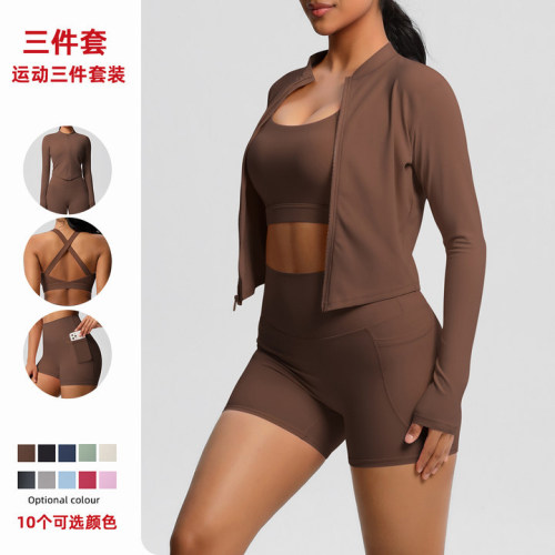 European and American style solid color backless bra, tight yoga wear, pocket shorts, cloud-feel running fitness wear, three-piece sports set