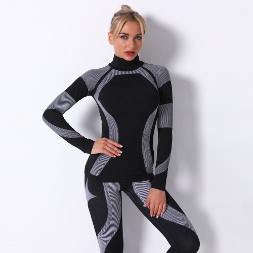 In-stock European and American internet celebrity seamless knit sexy striped quick-dry yoga long-sleeve top for sports, running, and fitness