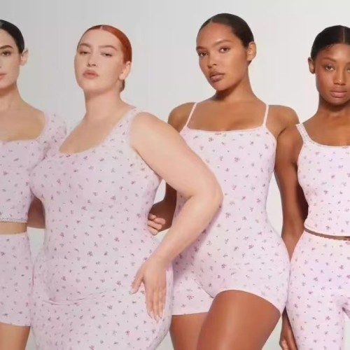 floral pink high-waisted stretchy tight shorts