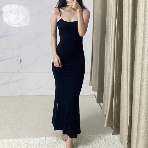 Ski Dai Shan, Yu Shuxin, and Jennie's dress is a slimming, bodycon, long strap dress