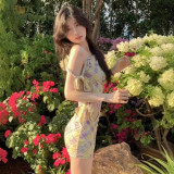 Purely desirable hot girl off-shoulder hollow-out dress, slim-fit bodycon dress, fashionable off-shoulder millennium dress