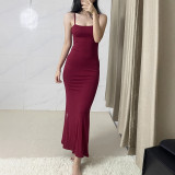 Ski Dai Shan, Yu Shuxin, and Jennie's dress is a slimming, bodycon, long strap dress