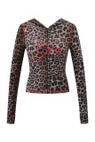 Slim-fit hooded zip-up short jacket and shorts set with letter print and contrast stitching