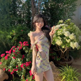Purely desirable hot girl off-shoulder hollow-out dress, slim-fit bodycon dress, fashionable off-shoulder millennium dress